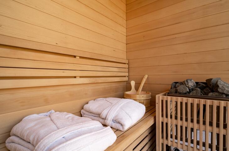 StagLand Cabins