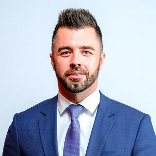 Dr. Kulja András