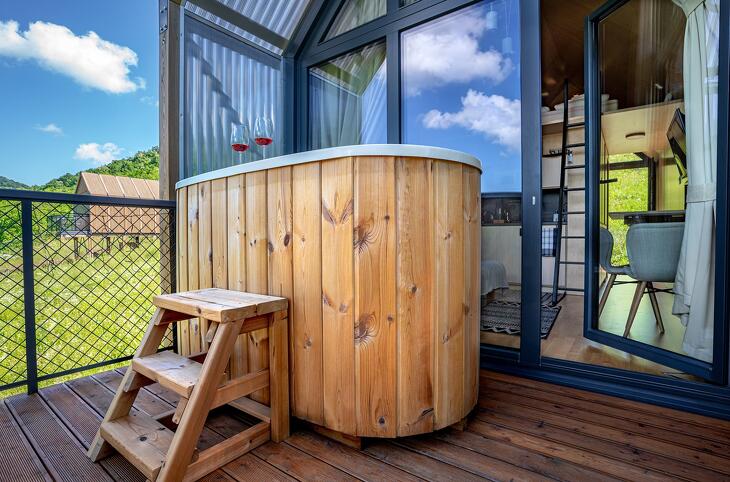 StagLand Cabins