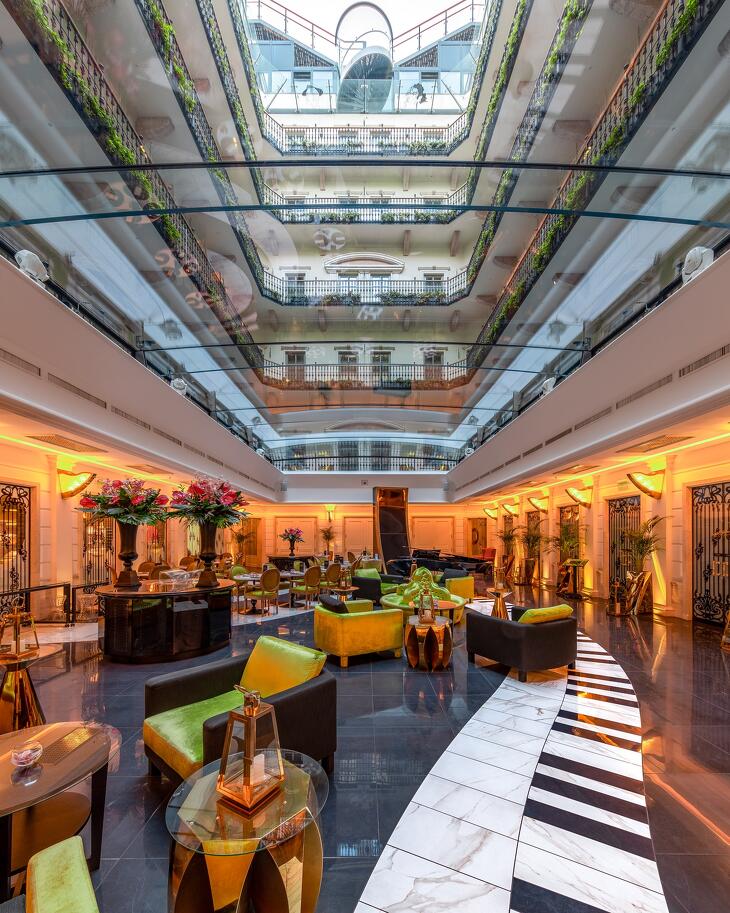 Aria Hotel