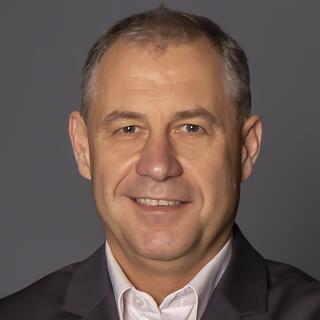 Szarvas Gábor