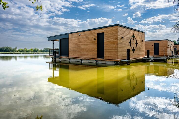 Donautica Hotel & Restaurant